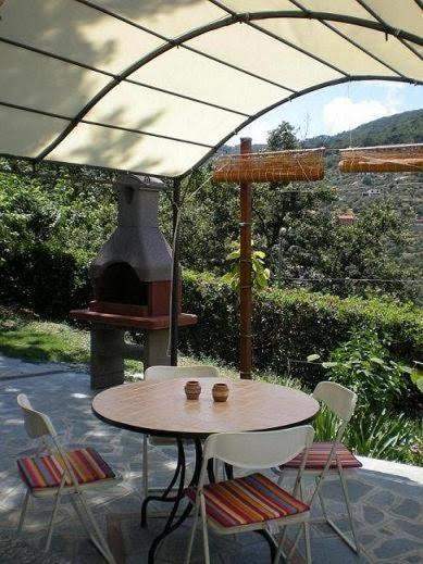 Casa Gialla Imperia Ngoại thất bức ảnh